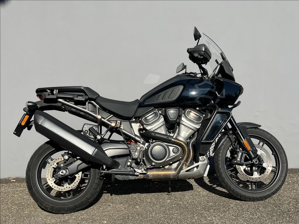 HARLEY DAVIDSON Pan America 1250 Special ARH Vivid Black