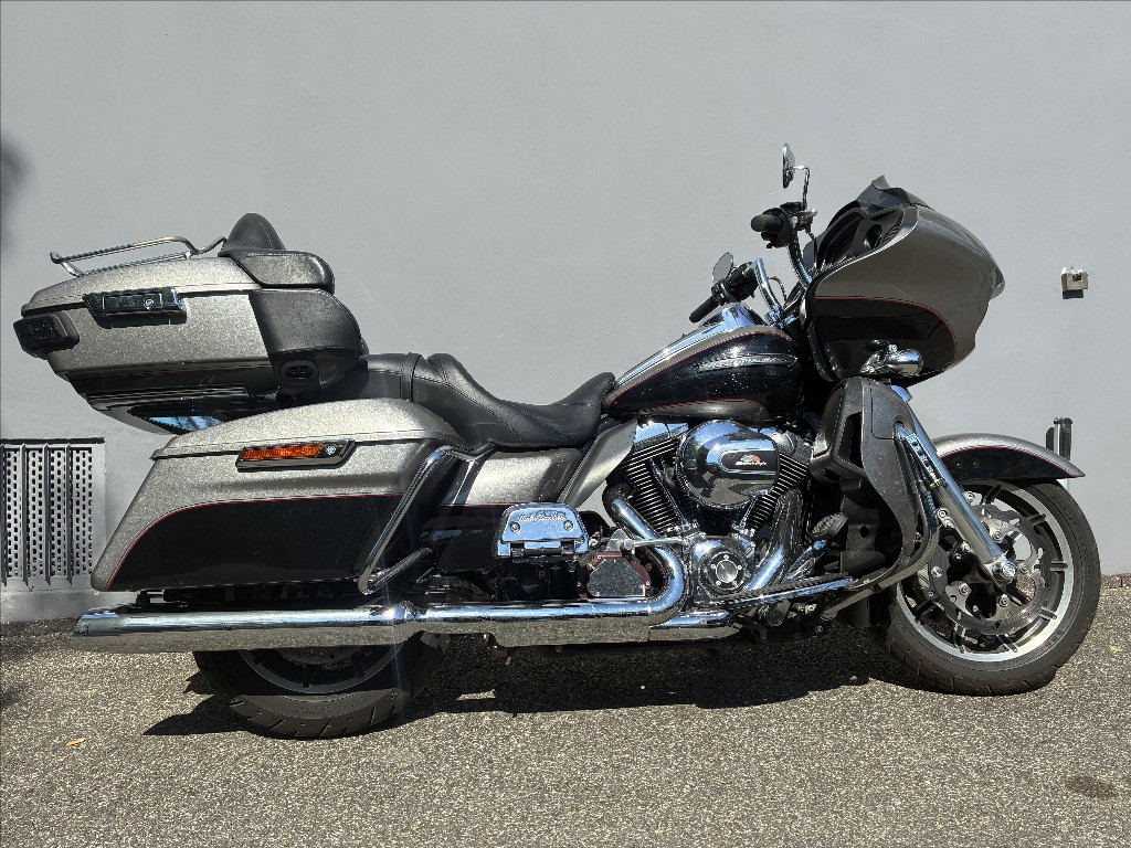 HARLEY-DAVIDSON Road Glide 1690 Ultra