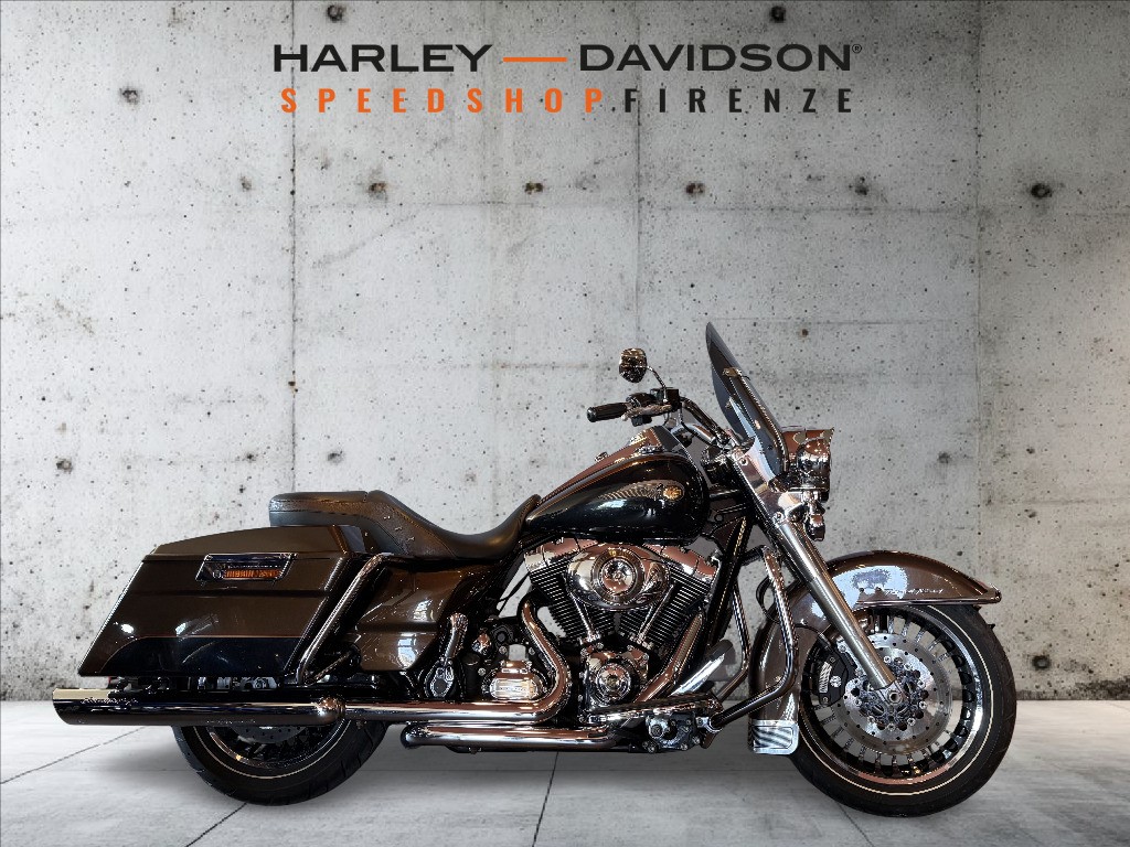 HARLEY-DAVIDSON Road King 1690